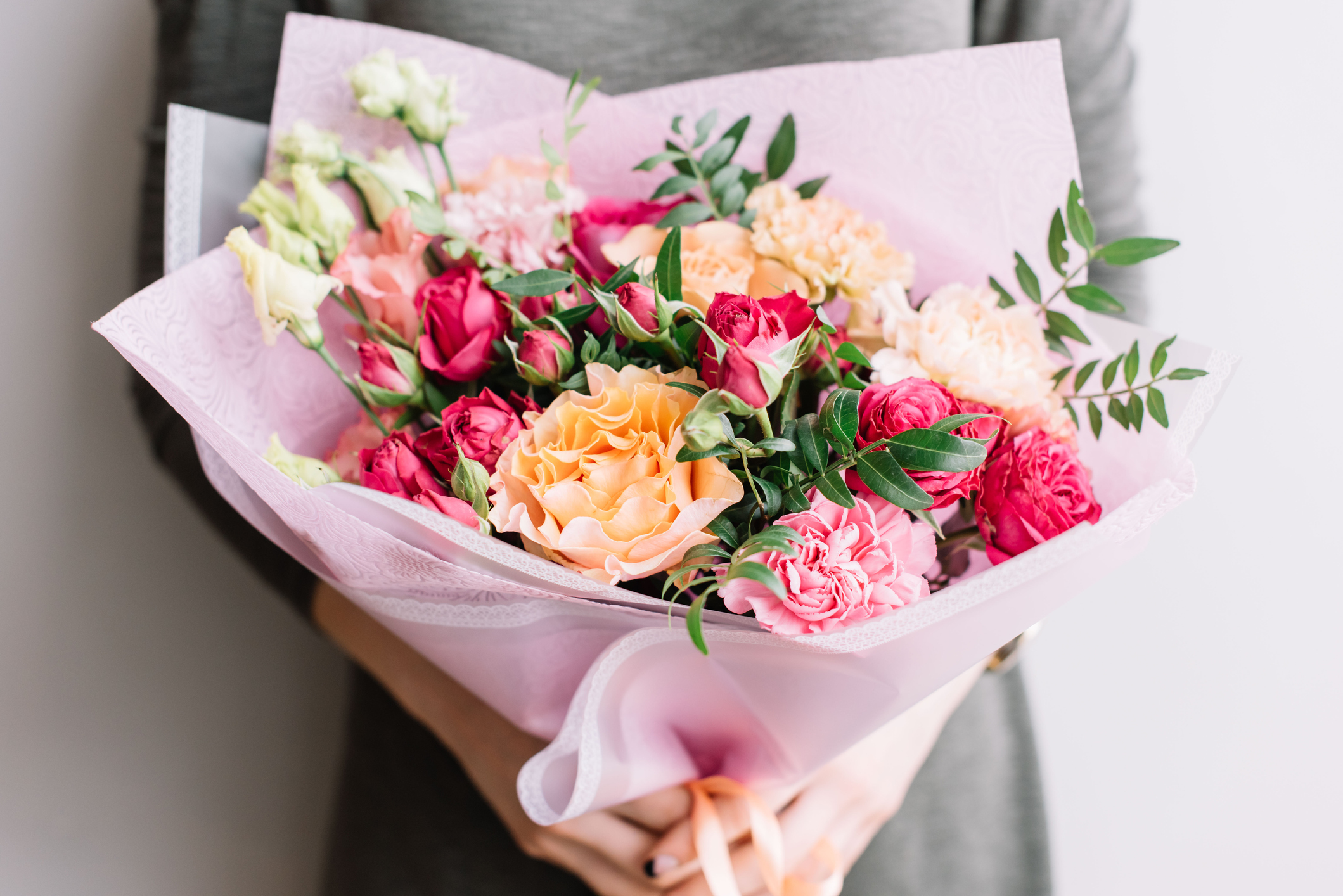 Make Your Cut Flowers Last Longer! Step One: Rubber Bands