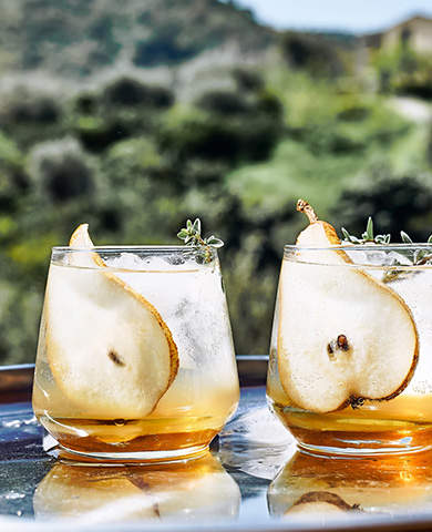 Spicy Pear Punch Mocktail